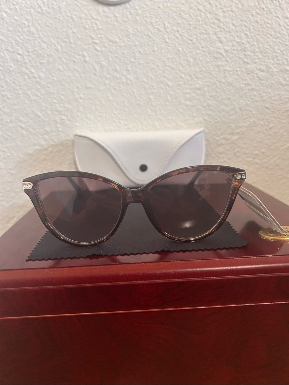 Nine West Cat Eye Sunglasses in Tortoise Shell Brown